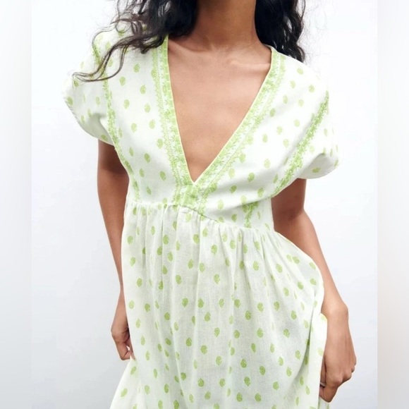 Zara White Green Embroidered Tunic Midi Dress – Size XS brand new - Picture 4 of 16